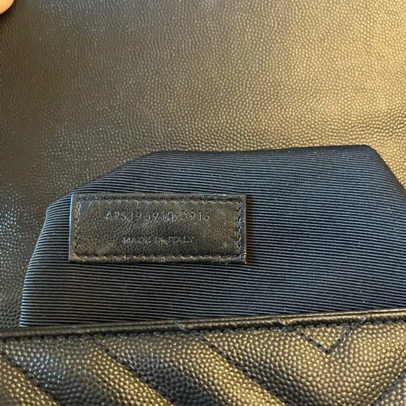 Saint Laurent Black Large Chevron Envelope Crossbody - Picture 12 of 16